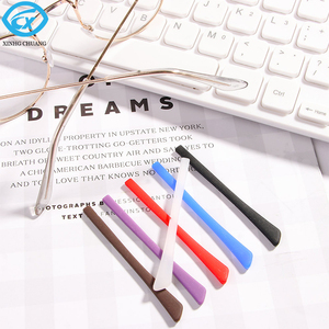 Cojines <span class=keywords><strong>de</strong></span> silicona <span class=keywords><strong>de</strong></span> alta calidad <span class=keywords><strong>para</strong></span> <span class=keywords><strong>gafas</strong></span>, <span class=keywords><strong>almohadillas</strong></span> <span class=keywords><strong>para</strong></span> <span class=keywords><strong>gafas</strong></span>, <span class=keywords><strong>almohadillas</strong></span> <span class=keywords><strong>para</strong></span> <span class=keywords><strong>gafas</strong></span> antideslizantes, gancho <span class=keywords><strong>para</strong></span> la oreja, empuñaduras deportivas cómodas <span class=keywords><strong>para</strong></span> las orejas - Product Image 4
