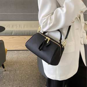 Sac bandoulière rétro de luxe pour femme en cuir véritable de haute qualité 2026 - Product Image 4