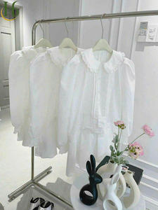 Vestido Babydoll Blanco con Encaje, Pliegues Delanteros, Cintura Imperio, Casual, Femenino, de Poliéster, OEM - Product Image 3