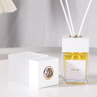 100ml personnalisé blanc bouchon en bois givré luxe carré roseau diffuseur bouteille verre vide avec bâtons