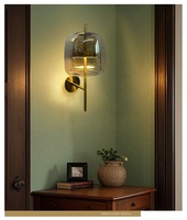 Applique murale LED d'ambiance en verre, petite, pour chambre, chevet, salon, fond de couloir ou escalier