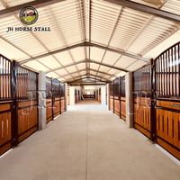 Porte de box pour chevaux portable sur mesure, avec cadre en acier galvanisé et partie inférieure entièrement en bambou