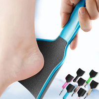 Râpe à pieds ronde double face en acier inoxydable pour éliminer les peaux mortes et les callosités, outil de pédicure pour usage domestique