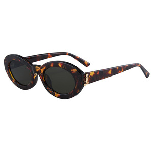 Gafas de sol tipo ojo de gato con montura de caparazón de tortuga, protección UV400, gafas de sol retro con montura pequeña para mujer - Product Image 5