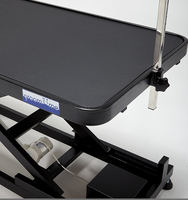 Table de toilettage électrique pour animaux de compagnie en acier inoxydable, plateau antidérapant étendu, hauteur ultra-basse, sûre et facile à utiliser YM-D001 Extended