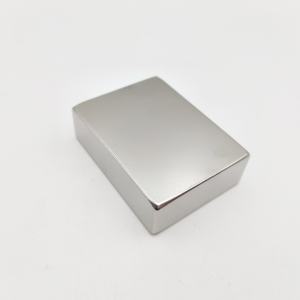 Imán de bloque de motor magnético permanente N35 personalizado Imanes a la venta - Product Image 3