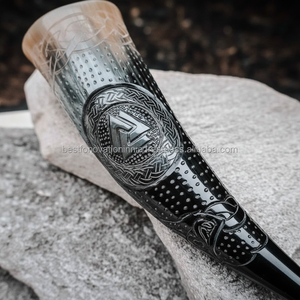 Cuerno de búfalo pulido grande personalizado soporte de cuerno para beber estilo vikingo para ocasiones navideñas artesanías naturales personalizadas para - Product Image 1