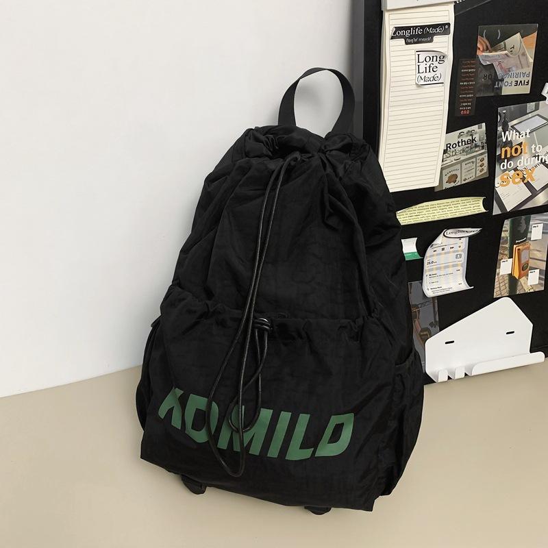 ดำ ขนาดเล็ก