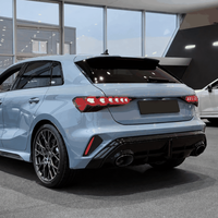 Diffuser Lip Bumper Belakang Gloss Black dengan Lampu untuk Audi A3 S3 8Y.5 2025-2027 Gaya RS3 Sedan Sportback Hatchback.