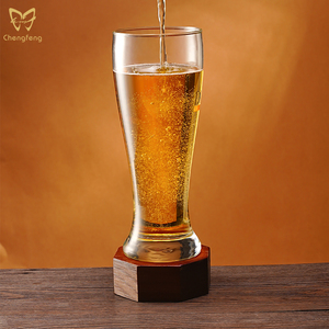 Vaso de Cerveza de Grado Comercial de 600 ml con Grabado Láser Nucleado, Vaso de Cerveza de Estilo Belga de 20 oz para Hefeweizens e Ipas - Product Image 5
