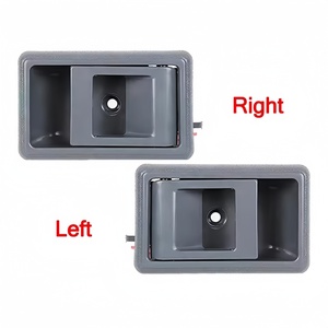Accessoires <span class=keywords><strong>de</strong></span> voiture YBJ Poignées <span class=keywords><strong>de</strong></span> <span class=keywords><strong>porte</strong></span> intérieures 69205-10040 R 69206-10040 L pour Land Cruiser LC70 76 78 2007-2021 LC79 Poignée <span class=keywords><strong>de</strong></span> <span class=keywords><strong>porte</strong></span> intérieure - Product Image 3