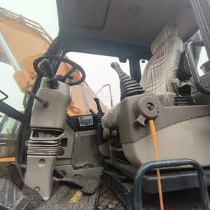 รถขุดขนาดกลาง Hyundai 150w 150wvs มือสอง ราคาถูก พร้อมขาย รถขุด Hyundai 150 <span class=keywords><strong>Wvs</strong></span> ของแท้จากเกาหลี มีสินค้าในสต็อก - Product Image 3