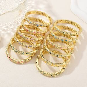 Bracelet ouvert ajouré Papillon de Pékin, style rétro polyvalent, pour Cheong Sam, souvenir touristique de la Cité Interdite - Product Image 1