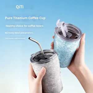 Qitai Lavida Reintitan Isolierter Handpress-Kaffeebecher Antibakteriell 6-Stunden Wärmespeicherung Geschenkbox-Set Tragbar Unisex - Product Image 1