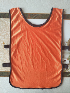 Gilets de football personnalisés, en maille, modèle blanc, dossard de sport, vente en gros - Product Image 4