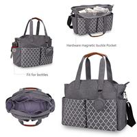 Sac de rangement pour couches de voyage à technologie avancée, style moderne, impression de logo, matériau résistant à l'eau, bon prix, sac tendance