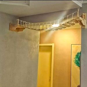 Estructura de Escalada para Gatos Montada en la Pared con Puente de Madera Sólida que se Puede Conectar al Nido de Gatos como un Ensamblaje Completo - Product Image 4