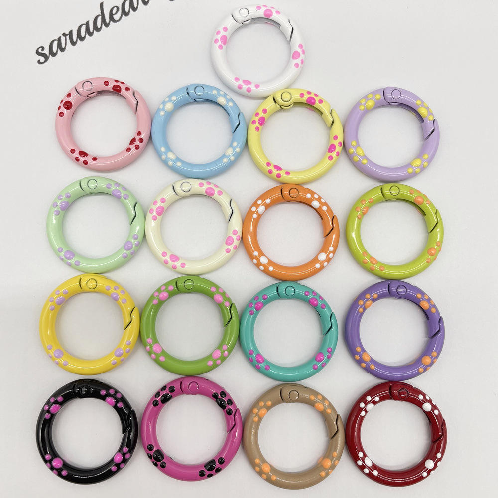 Anneau rond de ressort de goutte d'huile de griffe de chat