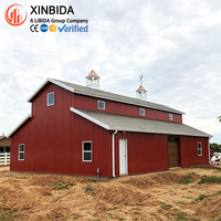 Kits de construction de bâtiments métalliques préfabriqués en acier pour écuries de chevaux, boxes spacieux, abri pour bétail pour usage en ranch, résistant au vent et à la neige