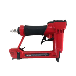 Clavadora <span class=keywords><strong>neumática</strong></span> industrial de potencia de aire, grapadora Brad estilo U, grapadora <span class=keywords><strong>para</strong></span> muebles, sofá de <span class=keywords><strong>madera</strong></span>, carpintería - Product Image 2
