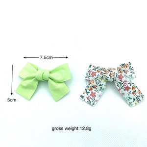 Accesorios <span class=keywords><strong>para</strong></span> el cabello <span class=keywords><strong>para</strong></span> niños coreanos, venta al por mayor, conjunto de pinzas <span class=keywords><strong>para</strong></span> el pelo pequeñas de tela bonita, <span class=keywords><strong>ropa</strong></span> de mariposa con lazo, <span class=keywords><strong>horquillas</strong></span> de flores <span class=keywords><strong>para</strong></span> niños - Product Image 3