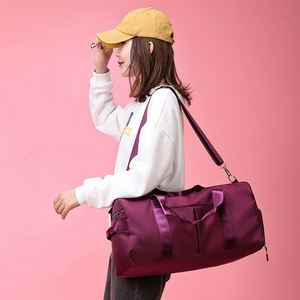 Bolsa de Viaje Deportiva Personalizable LCC620 con Logotipo, para Mujer, con Impresión de Marca, para Gimnasio, Promocional, con Logotipo Personalizado - Product Image 5