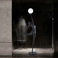 Haute qualité LED ascenseur boule lampadaire créatif résine Sculpture pour hôtel salon ou hall exposition corps ornements