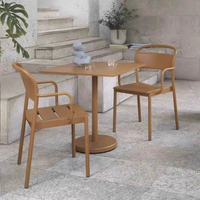 Ensemble de table et de chaises en métal aluminium populaire pour l'extérieur, idéal pour les salons de thé, les cafés, les cours, les patios, les jardins, les meubles de salle à manger commerciaux