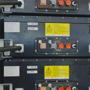 Gabinete Todo en Uno con Refrigeración Líquida, Batería de Iones de Litio de 230 kWh y PCS de 100 kW con 100 MPPT para Shaving y Valley Filling - Product Image 3