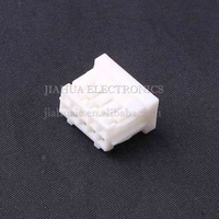 X8826H-2x05-N0 P-2,5mm Kunststoffs chale, zweireihig, 2x05P Crimp-Anschluss Kunststoffs chale 0,731g 50pcs-bag Heißer Verkauf IC-Anschluss