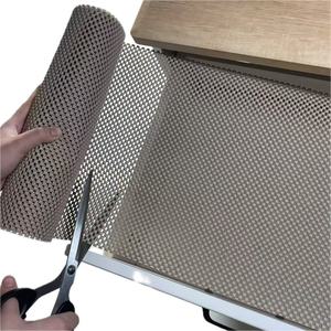 Il classico tappetino in rete antiscivolo in PVC espanso impedisce lo scorrimento della moquette nei cassettoni <span class=keywords><strong>da</strong></span> bagno/<span class=keywords><strong>cucina</strong></span> e nei pavimenti del soggiorno - Product Image 3