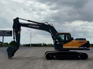 รถขุดไฮดรอลิก Hyundai รุ่น 225LC-9S จากเกาหลีใต้ พร้อมมอเตอร์ปั๊มเครื่องยนต์ - ประสิทธิภาพการทำงานสูง สภาพการทำงานเยี่ยม มีสินค้าในสต็อก - Product Image 6