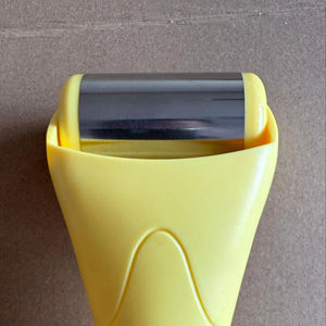 Rolador de Gelo para Clareamento da Pele com Logo Personalizado, Compressa Fria para Saúde Ótima da Pele - Product Image 1