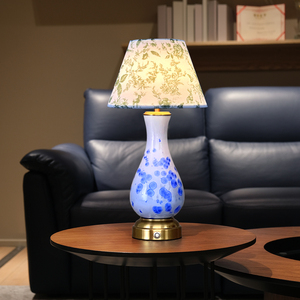 Nordic Modern Luxury arredo per la casa barattolo luce ricaricabile camera da letto Hotel comodino ceramica paralume sostituibile lampada da tavolo - Product Image 1