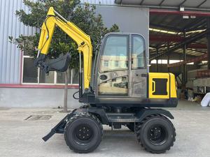 Design 4ton Mini Wheeled Excavator with Log Grapple for Sale - Product Image 2