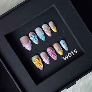 <span class=keywords><strong>Uñas</strong></span> Postizas Acrílicas con Flores en Relieve 3D TSZS, Almendradas, Medianas, Brillantes, Reutilizables, Hechas a Mano, Venta al Por Mayor - Product Image 2