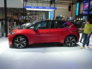 Venta al por Mayor de Vehículos Eléctricos <span class=keywords><strong>ID</strong></span>.<span class=keywords><strong>3</strong></span> de Segunda Mano con Autonomía NEDC de 401-500 km y Potencia de Motor de 100-150 kW - Product Image 6