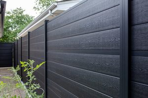 Clôture de confidentialité en aluminium noir de nouvelle conception Panneaux de clôture à lamelles horizontales Écran de confidentialité en aluminium de jardin Clôture de jardin - Product Image 3