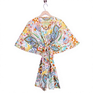 Vestido Kaftán de Algodón 100% de la India para Mujer, Talla Única, Estampado de Pájaros Verdes, Suave, Holgado, Cintura Elástica, para Uso Diario - Product Image 1