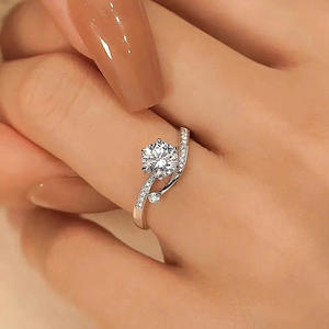 Anello con Diamante T0591, Taglio Brillante Rotondo, Diamante Naturale, Gioiello Classico da Donna per Fidanzamento - Product Image 3