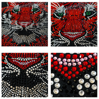 T-shirt client avec strass pour femmes Vêtements à paillettes T-shirt de transfert avec strass T-shirt avec strass personnalisé