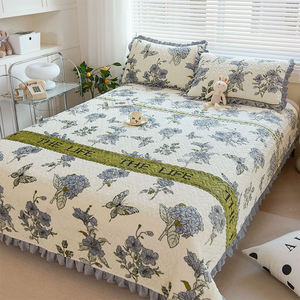 INS Style dessin animé imprimé motif épaissi lait velours matelassé coton draps <span class=keywords><strong>de</strong></span> <span class=keywords><strong>lit</strong></span> king tailles maison dentelle bordé couvre-lits antidérapants - Product Image 6