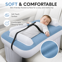 Lit de voiture gonflable pour bébé avec dessus en PVC floqué, support pour les pieds et sangles à boucles réglables pour marque privée