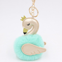 Porte-clés ouvre-bouteille en peluche flamant rose mignon avec pompon, doux, pour femme, porte-clés de voiture, breloque de sac, cadeau pour meilleure amie