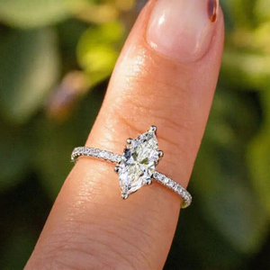 Anillo de compromiso con diamante de corte marquesa, oro amarillo de 14K, anillo de boda con diamante VVS, anillo de boda con diamante cultivado en laboratorio para mujer - Product Image 1