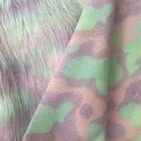 Usine en gros 100% polyester fourrure produit luxe coloré couleur longue pile épaisse fausse fourrure pour vêtement