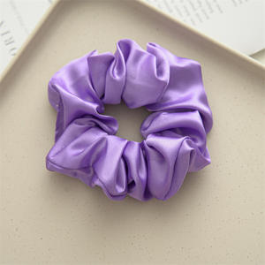 In magazzino di buona qualità In raso legami <span class=keywords><strong>per</strong></span> capelli più colori <span class=keywords><strong>per</strong></span> capelli Scrunchy damigella d'onore <span class=keywords><strong>accessori</strong></span> <span class=keywords><strong>per</strong></span> capelli <span class=keywords><strong>per</strong></span> le donne ragazze - Product Image 6