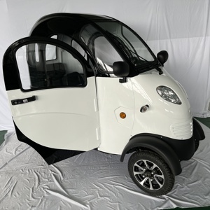 Auto Eléctrico Clásico de 4 Ruedas en Venta, Scooter Eléctrico de Cabina de Cuatro Ruedas Económico con Certificado para Adultos - Product Image 1