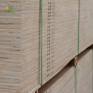 Panneau de contreplaqué commercial uni 4X8 12Mm 18Mm Panneau de contreplaqué de bois d'eucalyptus résistant aux termites - Product Image 1