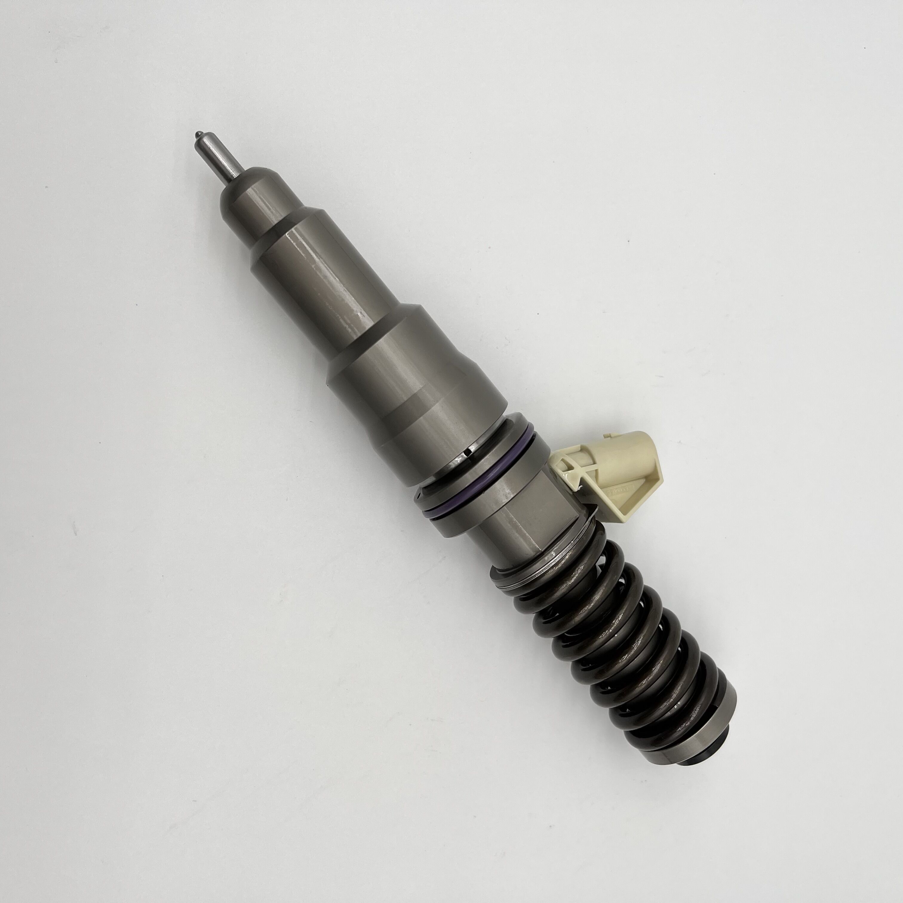 diesel injector nozzle RE533608 BEBE4C12001  for John Deere 9630T 9430T 460E common rail injector RE533608   BEBE4C12001